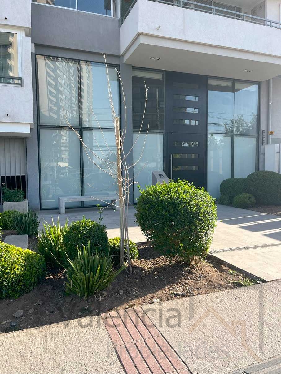 Amplio dpto 1Dormitorio y estacionamiento